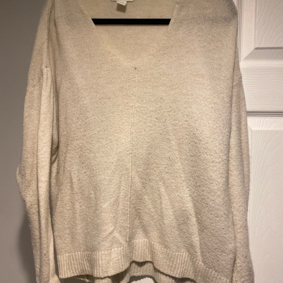 Beige Knit sweater - Picture 1 of 1